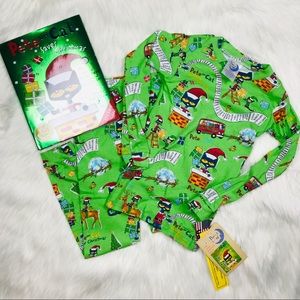 Pete the Cat Christmas Pj w/ flaws
